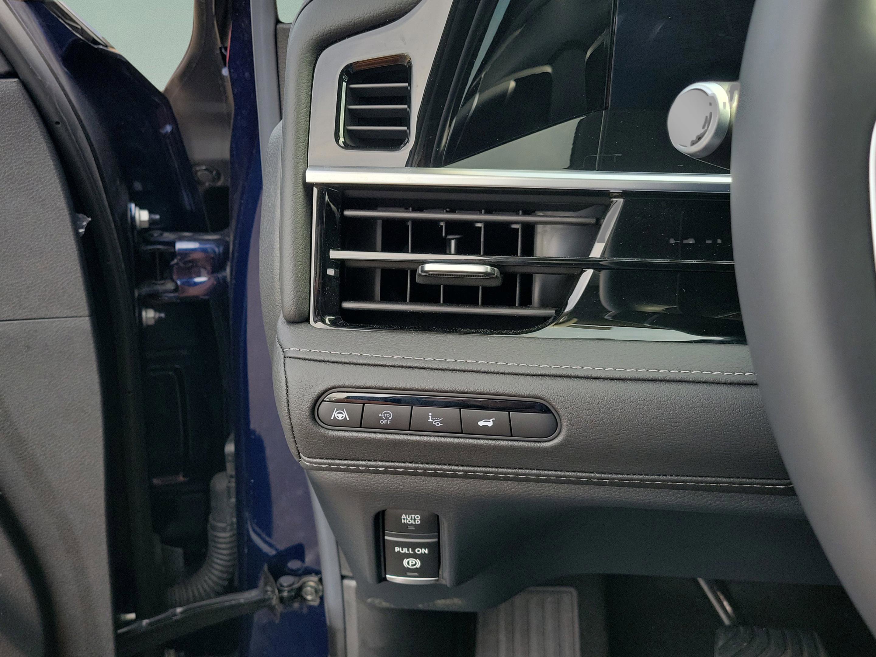 Used 2025 INFINITI QX80 Luxe image 12