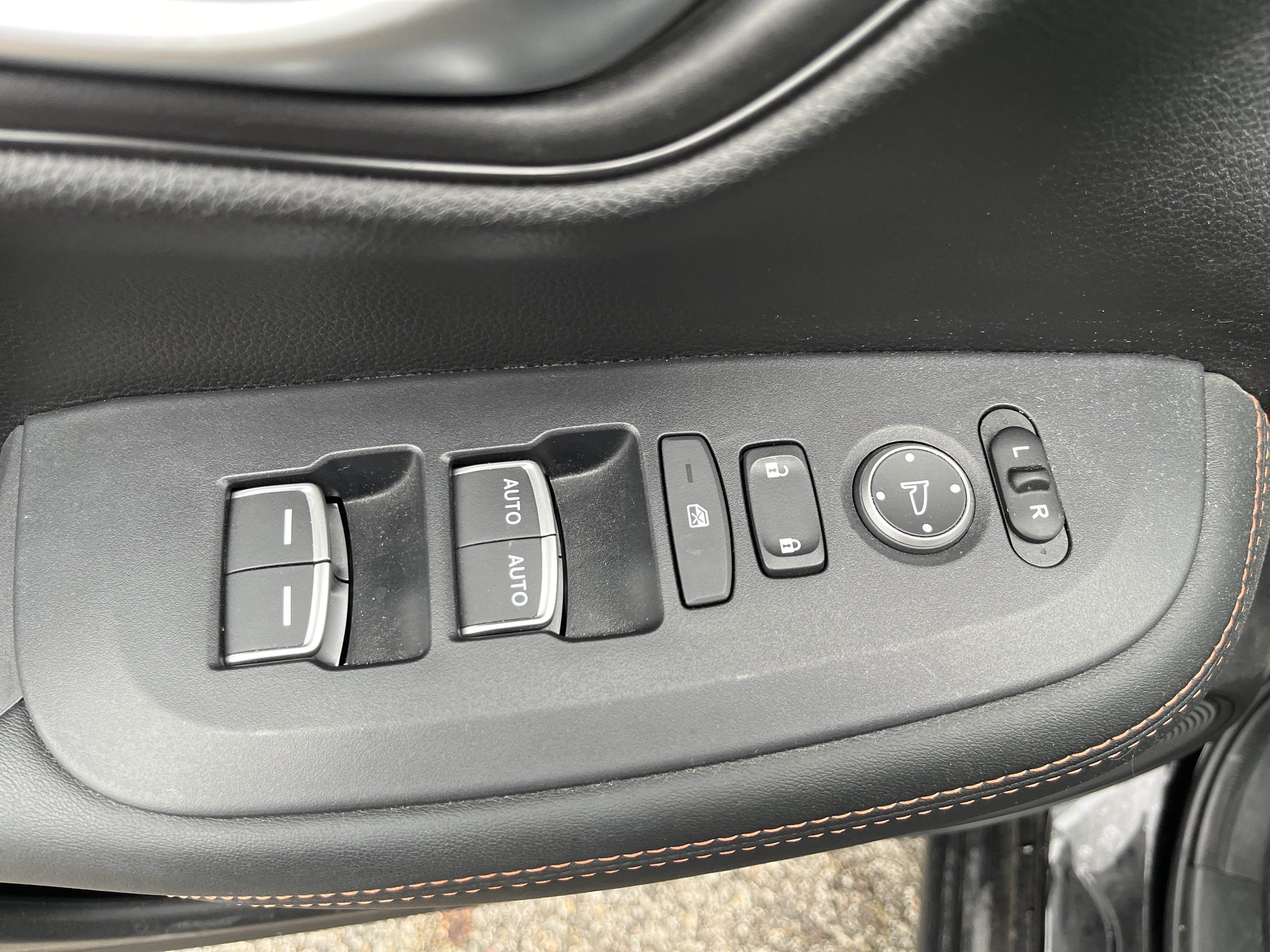 Certified 2024 Honda HR-V Sport image 19