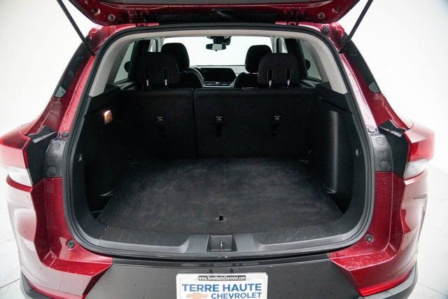 Used 2025 Chevrolet TrailBlazer LT image 9