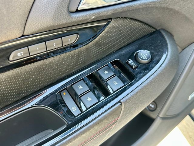Used 2015 Chevrolet SS RWD image 11