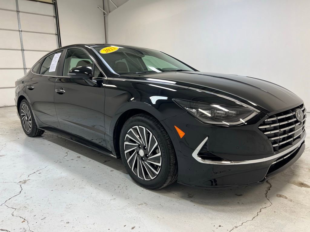 Used 2023 Hyundai Sonata Limited image 7