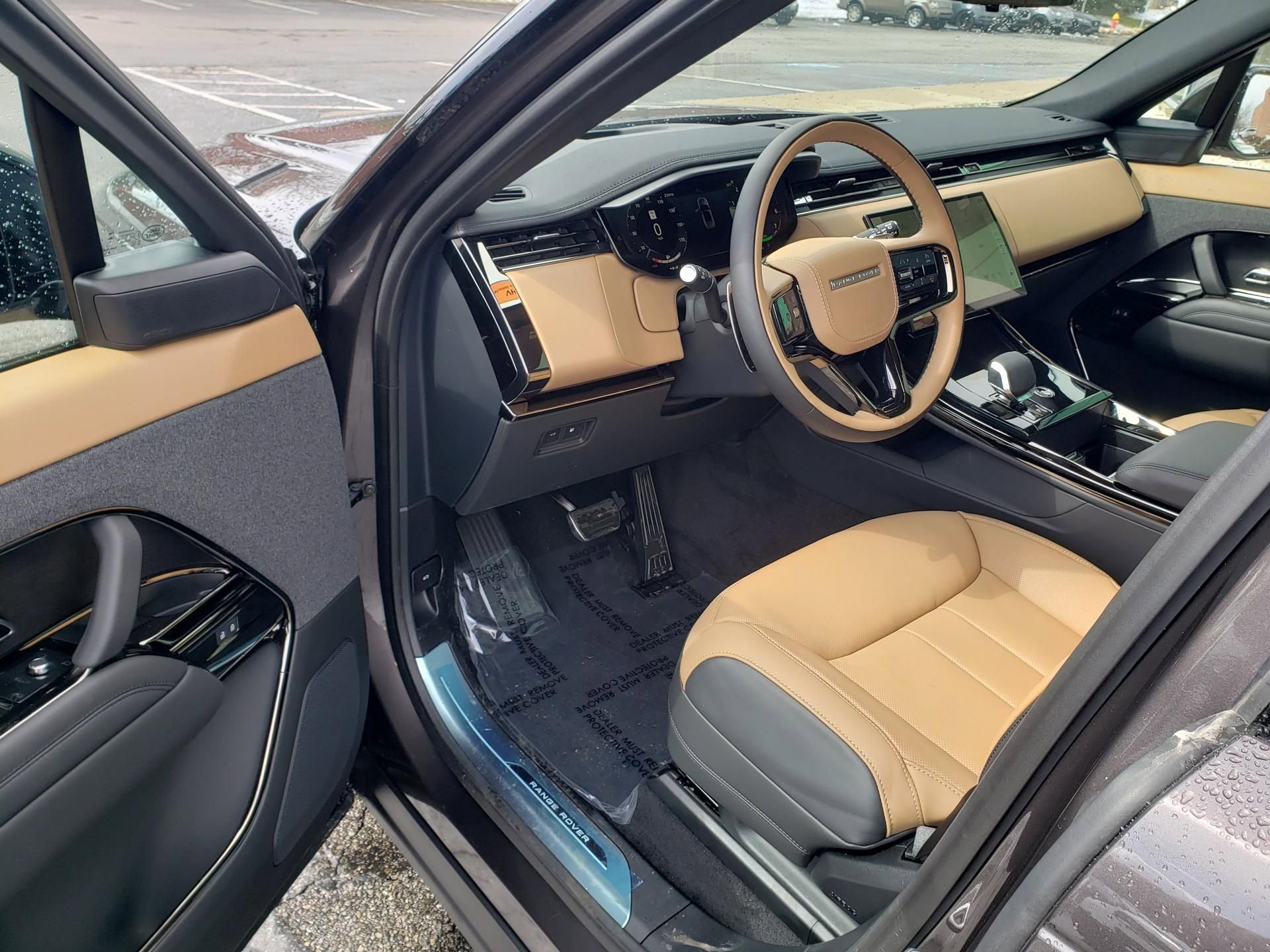 New 2026 Land Rover Range Rover Sport Dynamic SE image 9