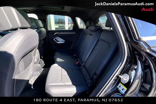 Used 2025 Audi Q3 2.0T Premium w/ Convenience Package image 18