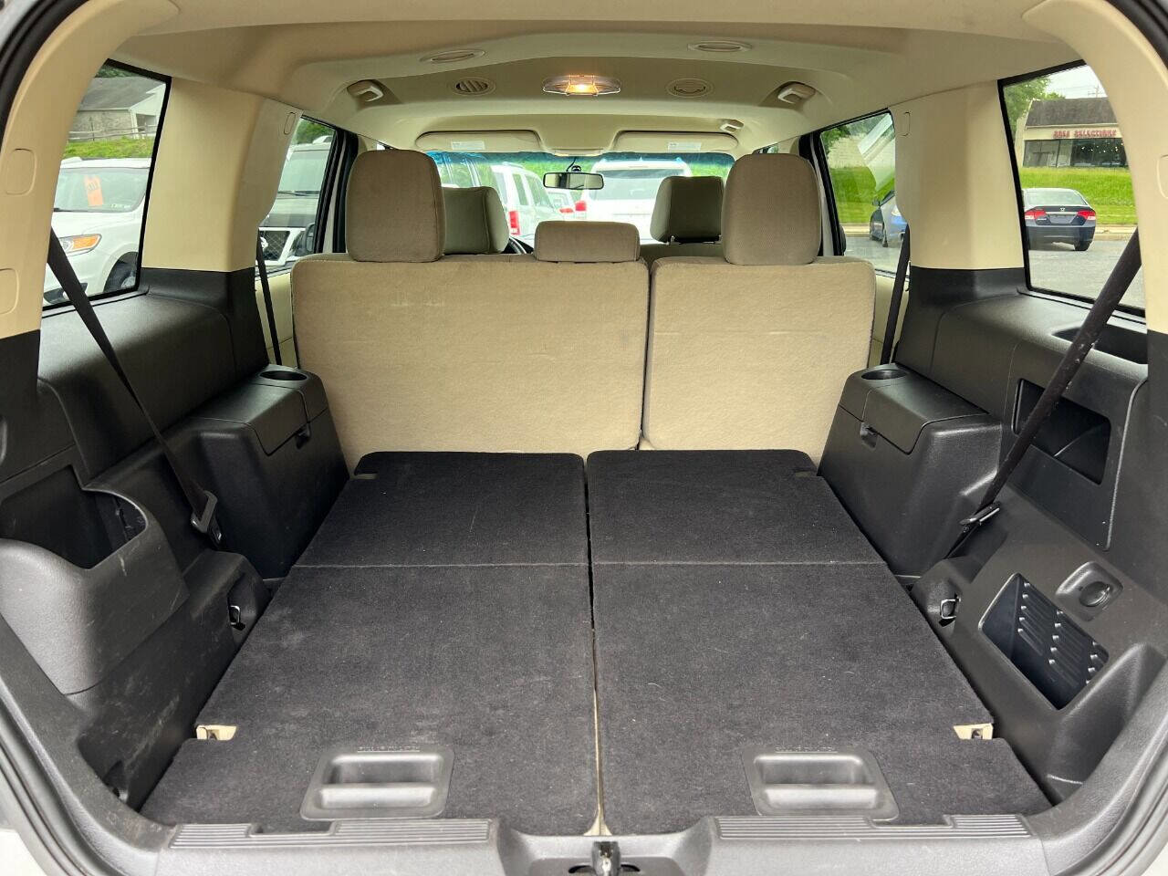 Used 2019 Ford Flex SE image 26