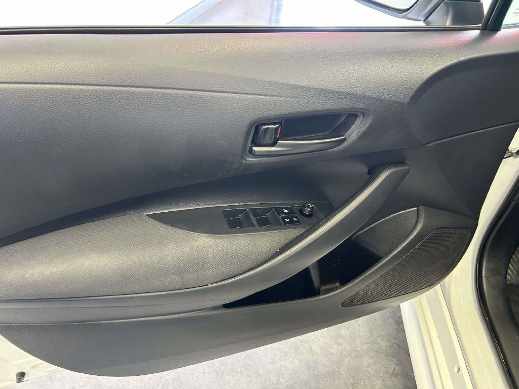 Used 2023 Toyota Corolla LE FWD image 16
