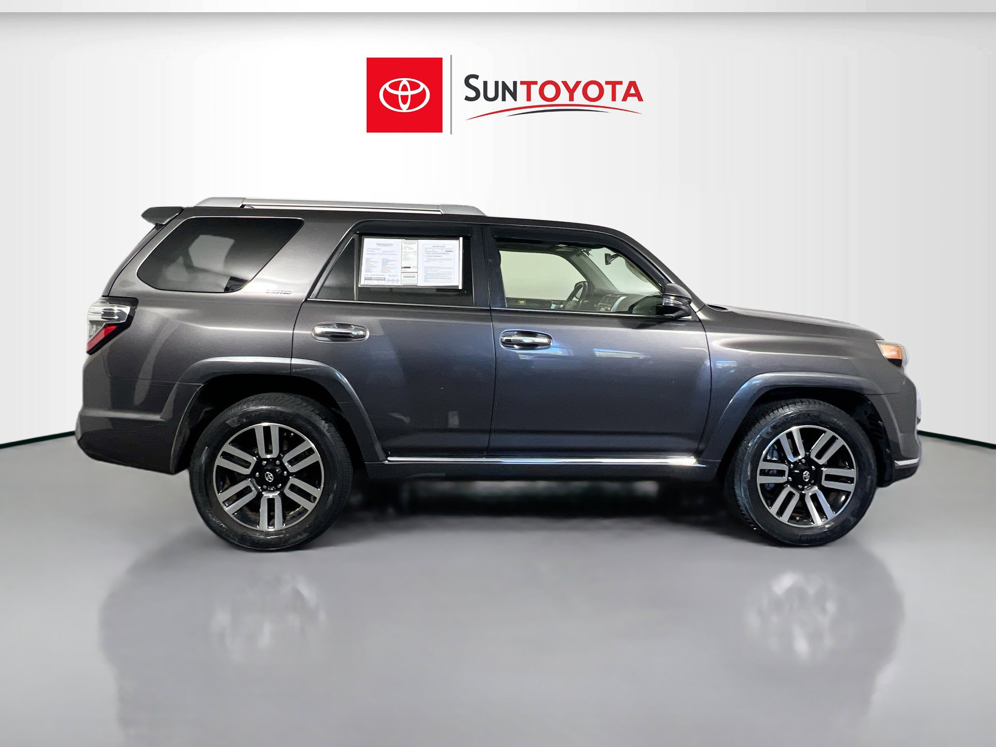 Used 2017 Toyota 4Runner Limited RWD image 2