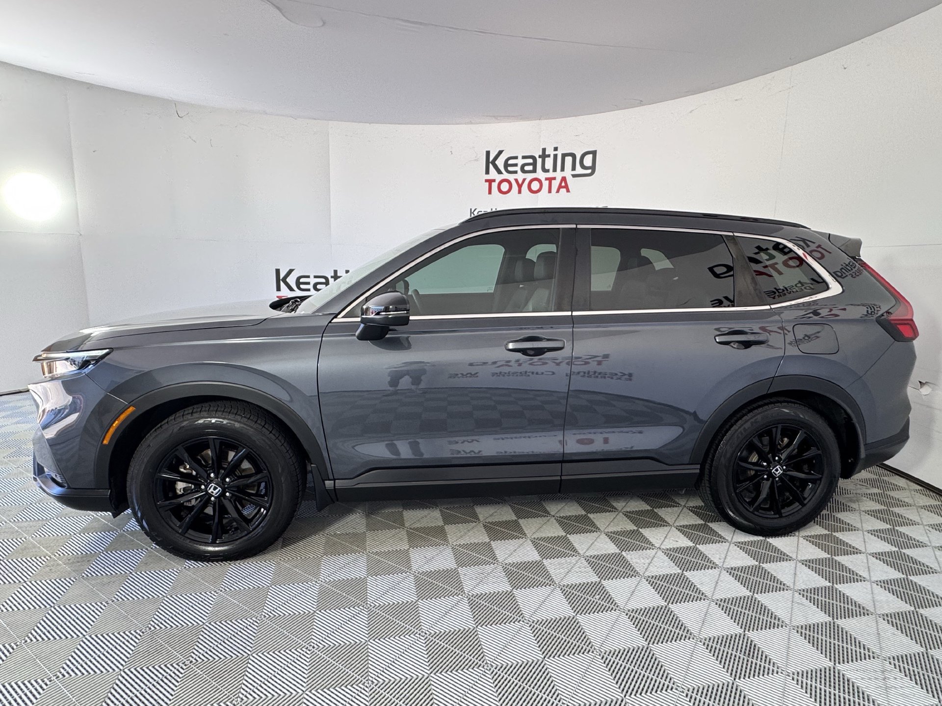 Used 2024 Honda CR-V Sport-L image 8
