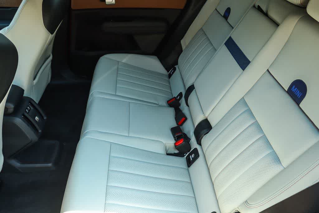 Used 2025 MINI Cooper Countryman SE AWD/4WD image 17