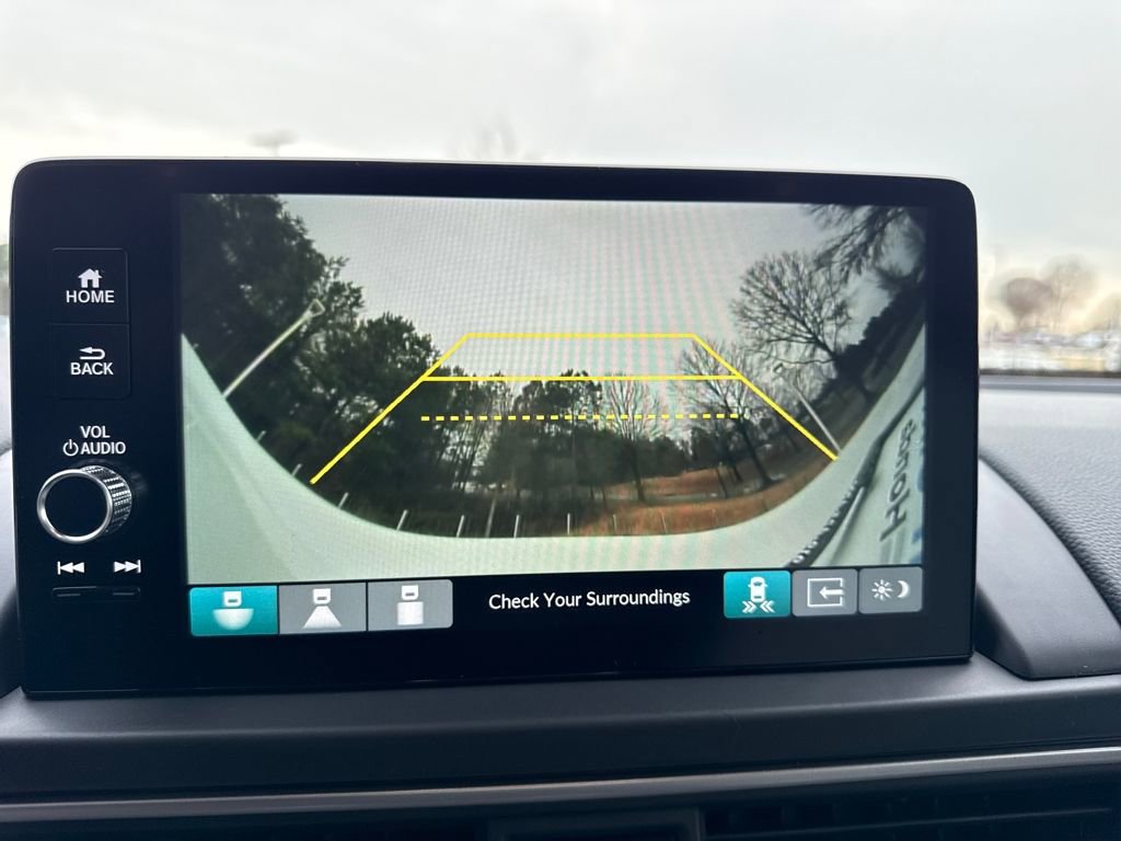 New 2025 Honda Pilot Touring image 22