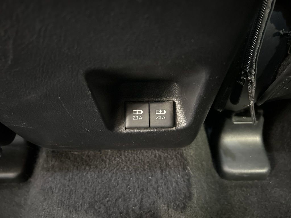 Used 2021 Toyota 4Runner SR5 image 39