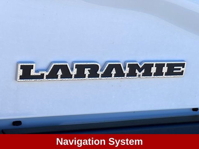 Used 2025 RAM 3500 Laramie AWD/4WD image 2