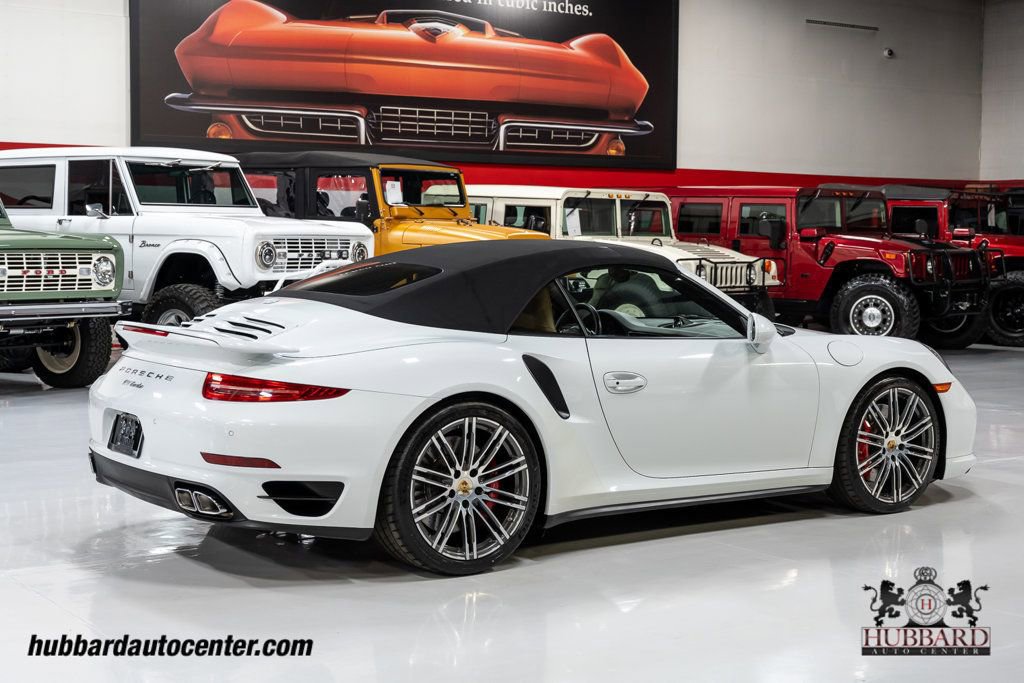 Used 2015 Porsche 911 4 Cabriolet image 31