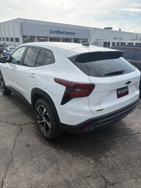 New 2026 Chevrolet Trax RS image 6