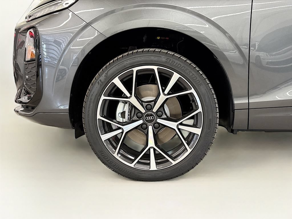 New 2026 Audi Q3 quattro 2.0T AWD/4WD image 24