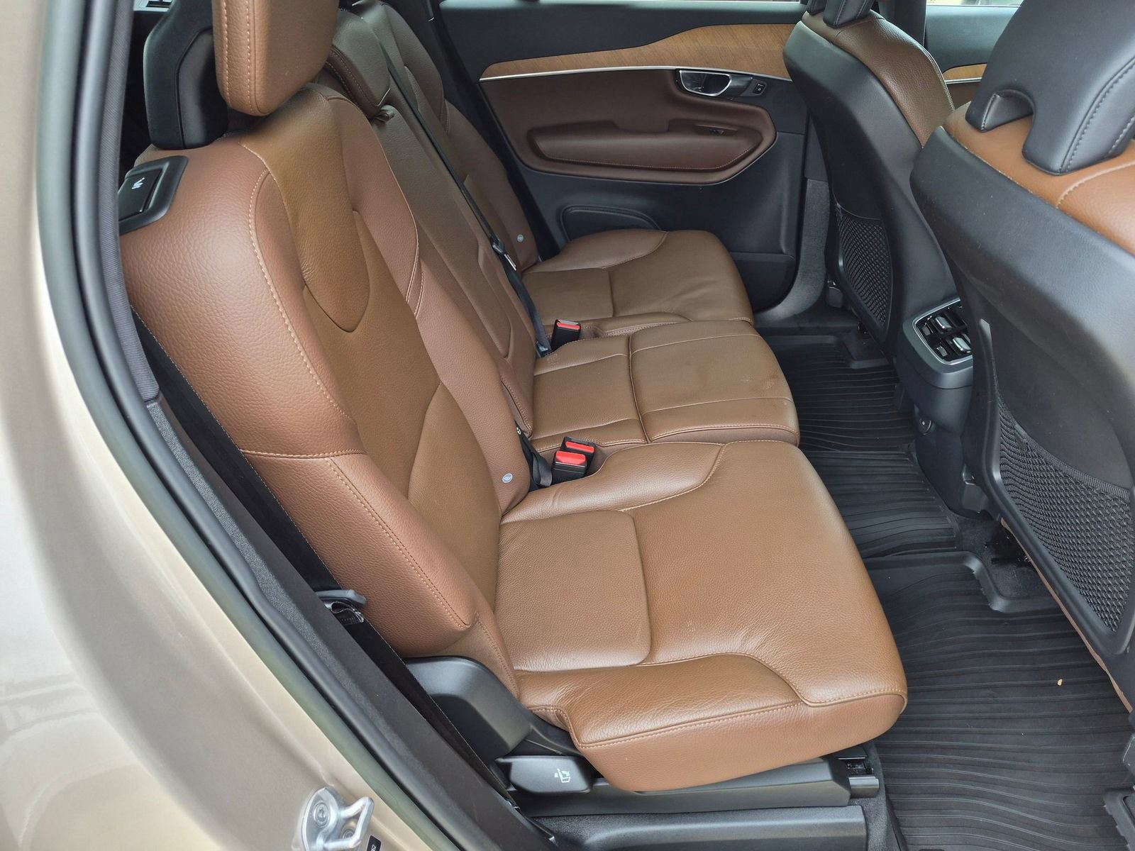 Used 2023 Volvo XC90 B6 Plus w/ Protection Package AWD/4WD image 33