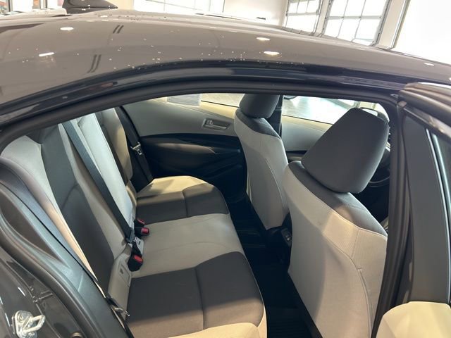 Used 2023 Toyota Corolla LE FWD image 14