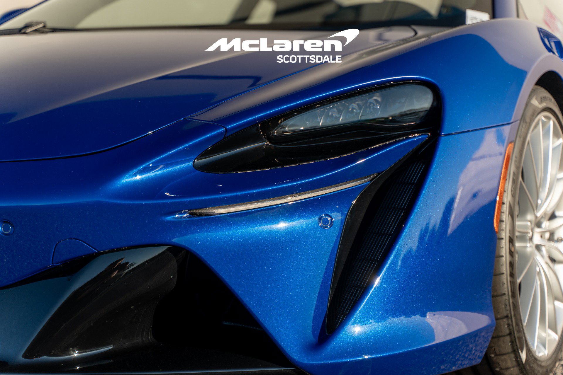 New 2026 McLaren Artura image 13