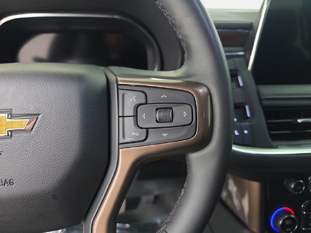 Used 2023 Chevrolet Tahoe High Country AWD/4WD image 18