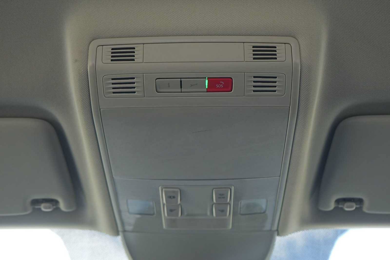 Used 2024 Volkswagen Taos S FWD image 25