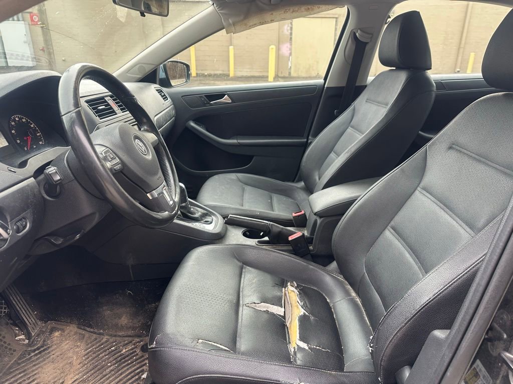 Used 2011 Volkswagen Jetta SE image 6