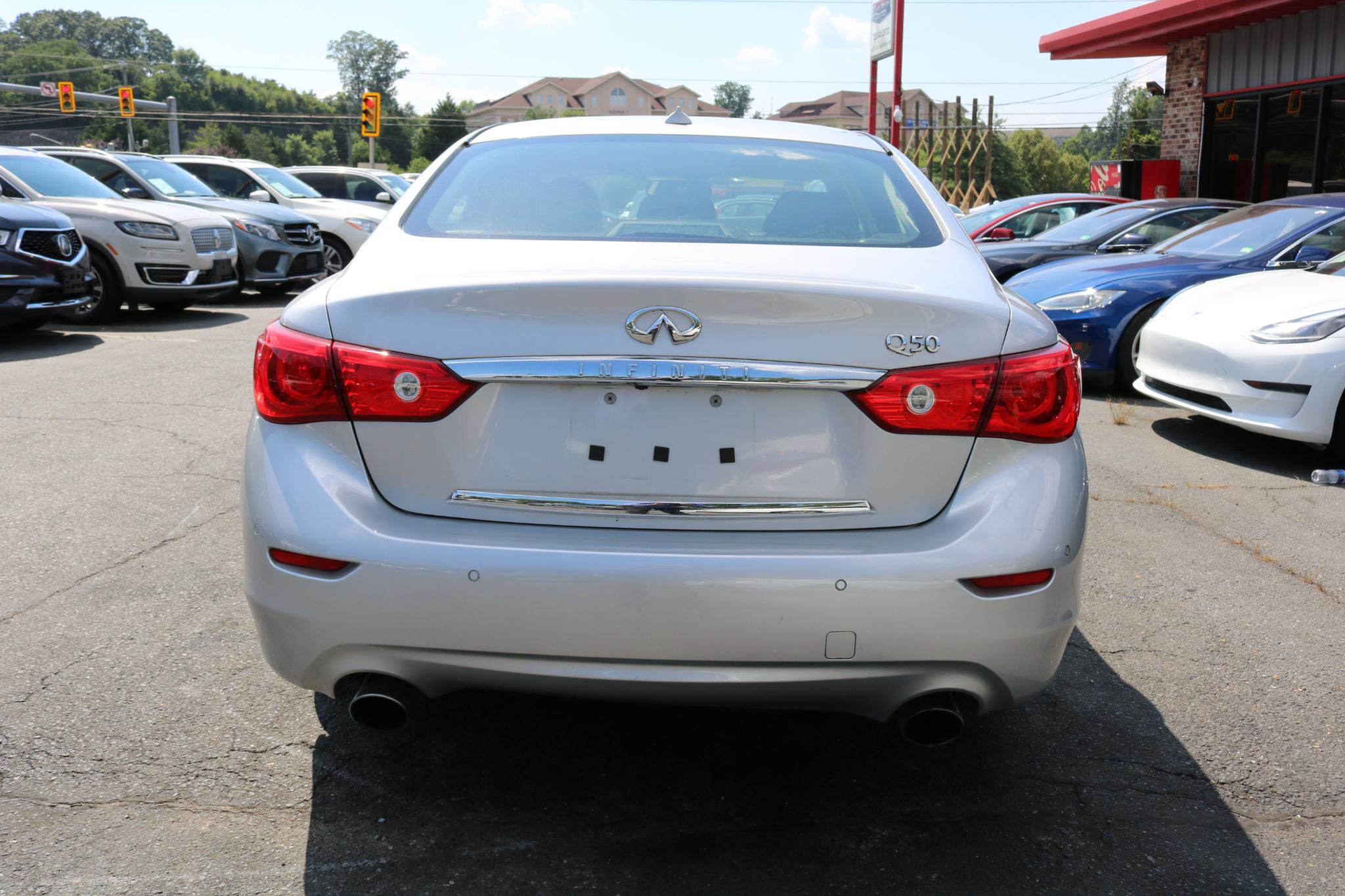 Used 2017 INFINITI Q50 3.0t Premium w/ Driver Assistance Package image 3