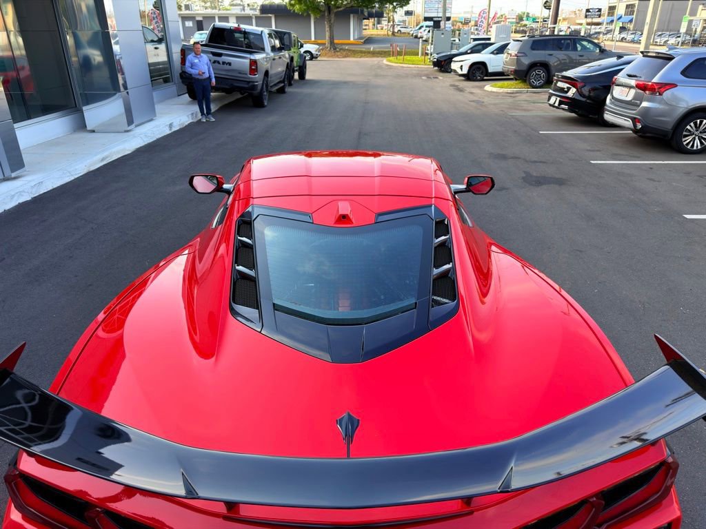 Used 2023 Chevrolet Corvette Stingray Preferred Cpe w/ Z51 Performance Package image 6