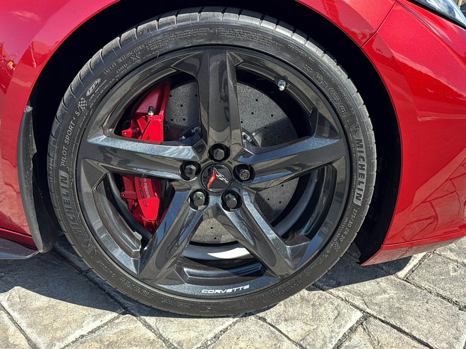 Used 2024 Chevrolet Corvette Z06 RWD image 5