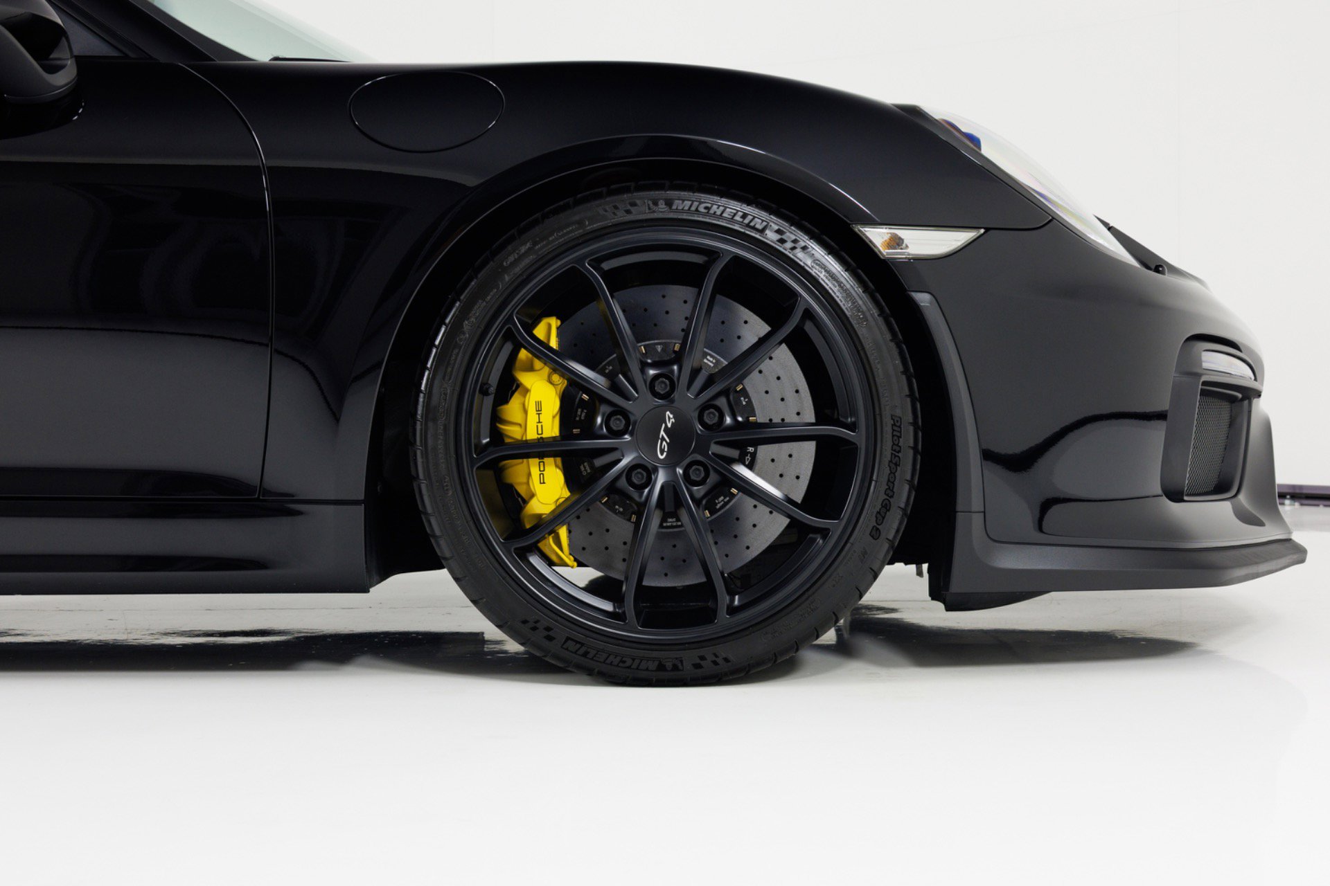 Used 2016 Porsche Cayman GT4 RWD image 12