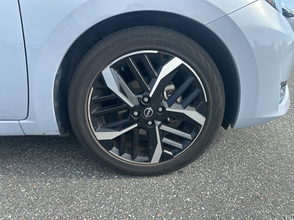 Used 2024 Nissan Versa SR image 9