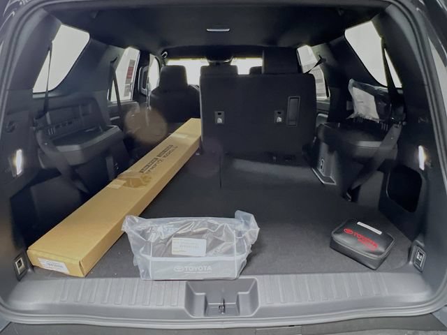 New 2026 Toyota 4Runner SR5 AWD/4WD image 31