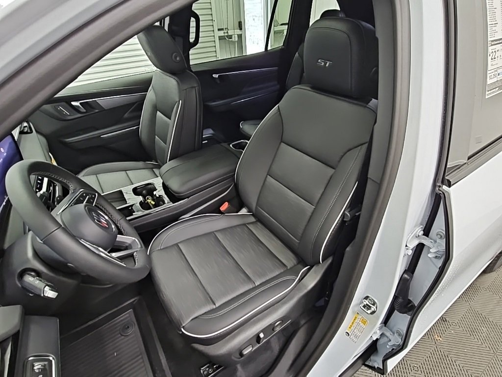 New 2026 Buick Enclave Sport Touring w/ Power Package image 29