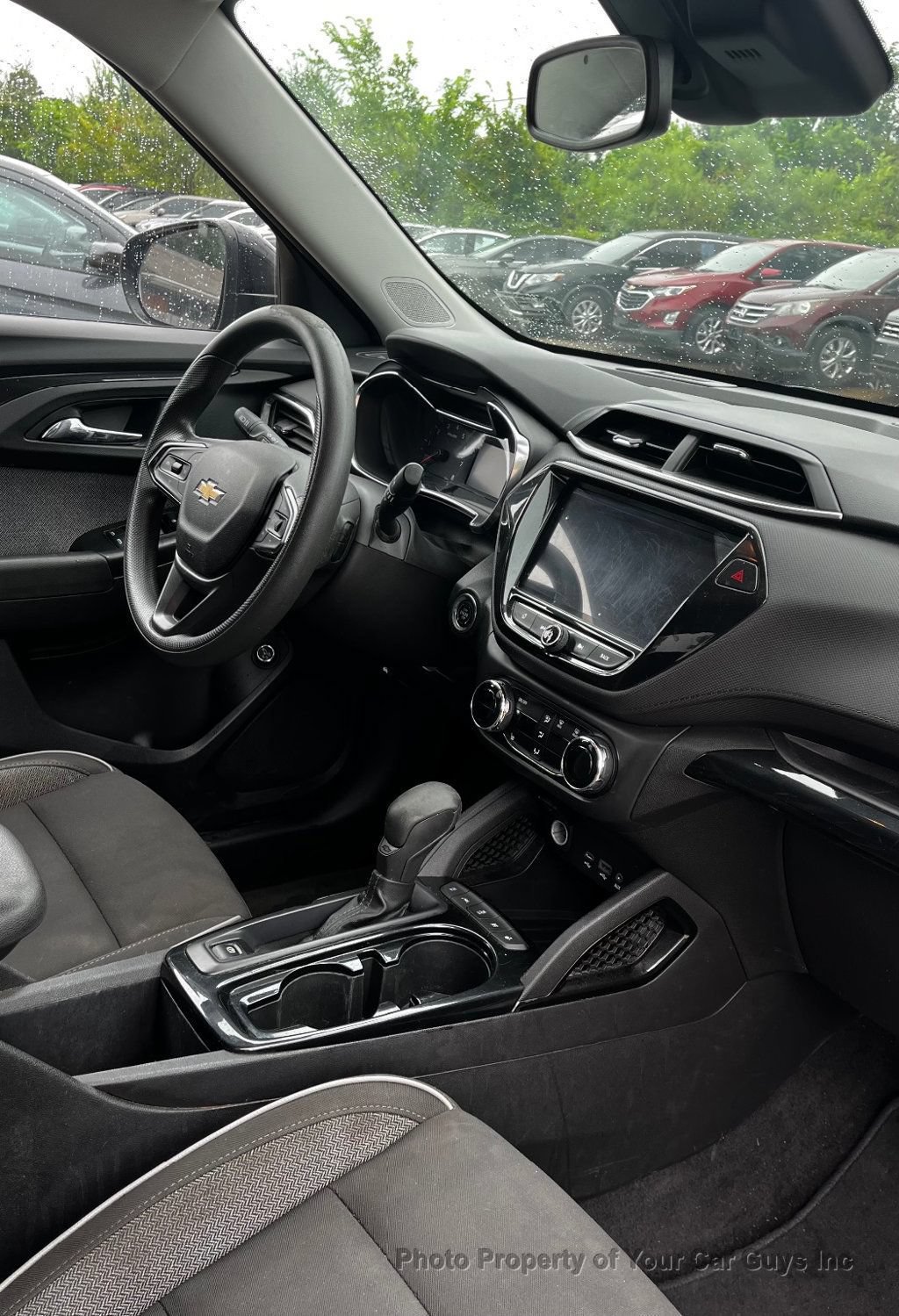 Used 2021 Chevrolet TrailBlazer LT w/ Sun and Liftgate Package FWD image 14
