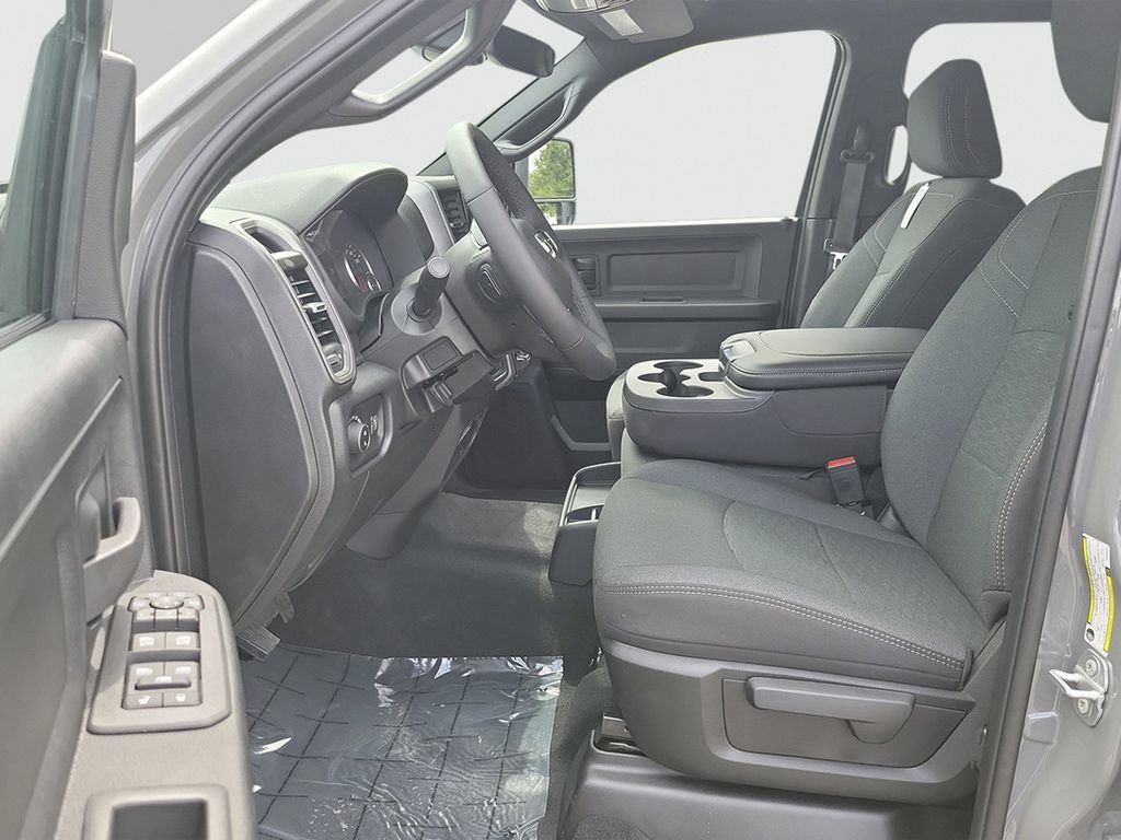 New 2026 RAM 2500 Warlock w/ Safety Group AWD/4WD image 32