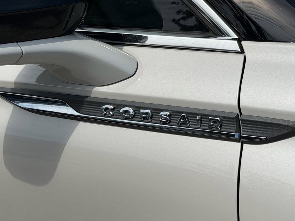 Certified 2024 Lincoln Corsair FWD image 10