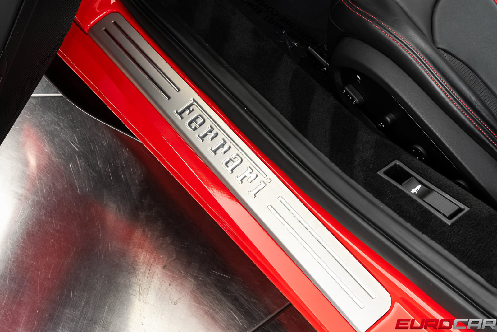 Used 2022 Ferrari F8 Tributo RWD image 47