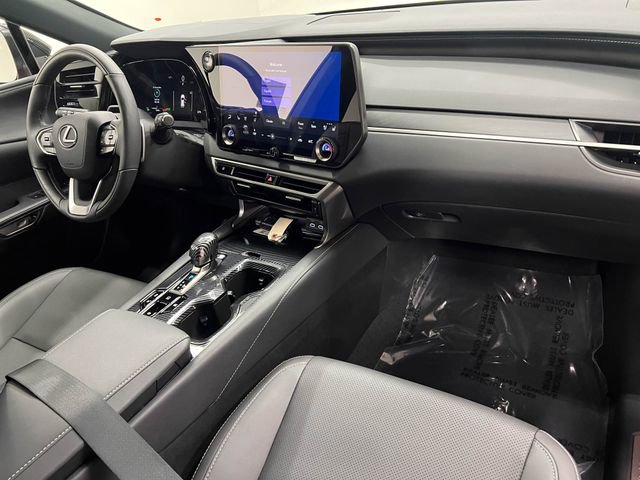 Certified 2025 Lexus RX 350h w/ Convenience Package image 12