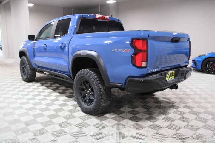 New 2026 Chevrolet Colorado ZR2 w/ Midnight Edition image 9