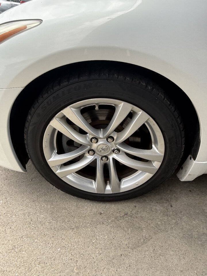 Used 2010 INFINITI G37 Journey w/ Premium Pkg RWD image 26