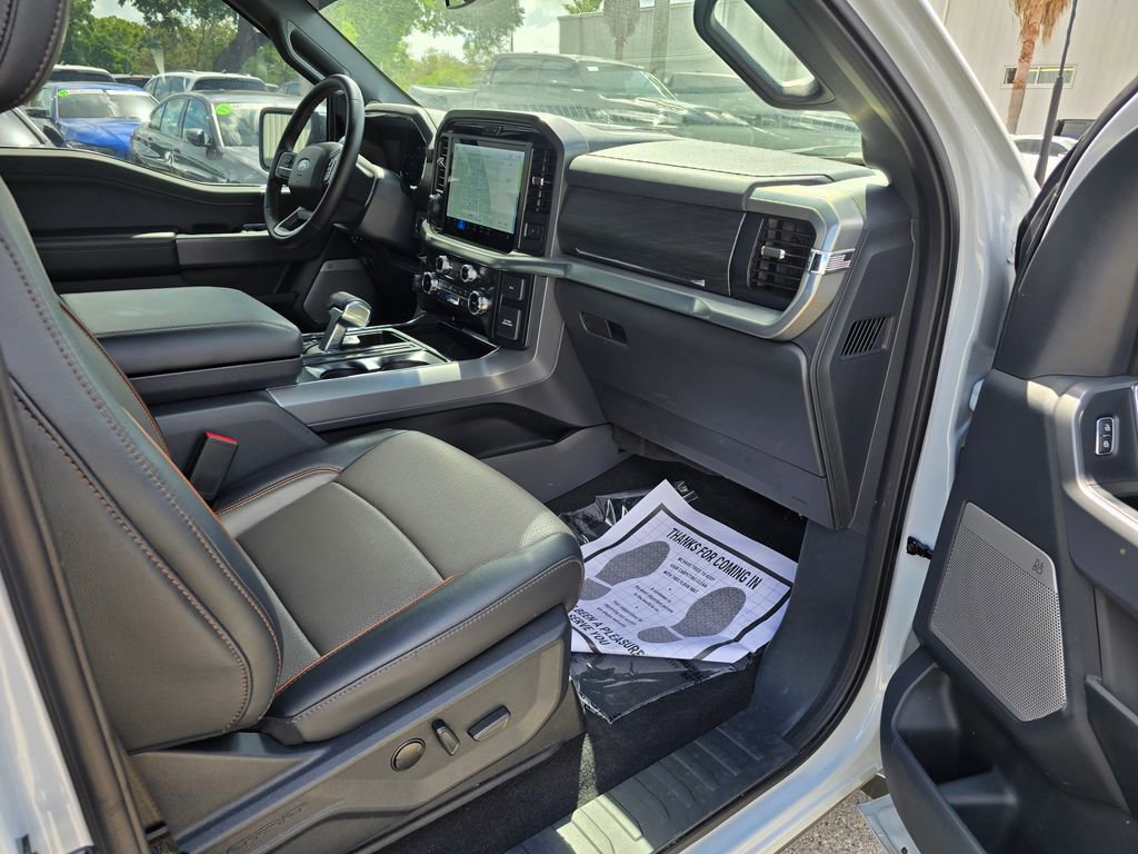 Used 2025 Ford F150 Lariat w/ FX4 Off-Road Package image 36