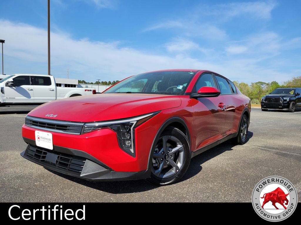 Used 2025 Kia K4 LXS image 1