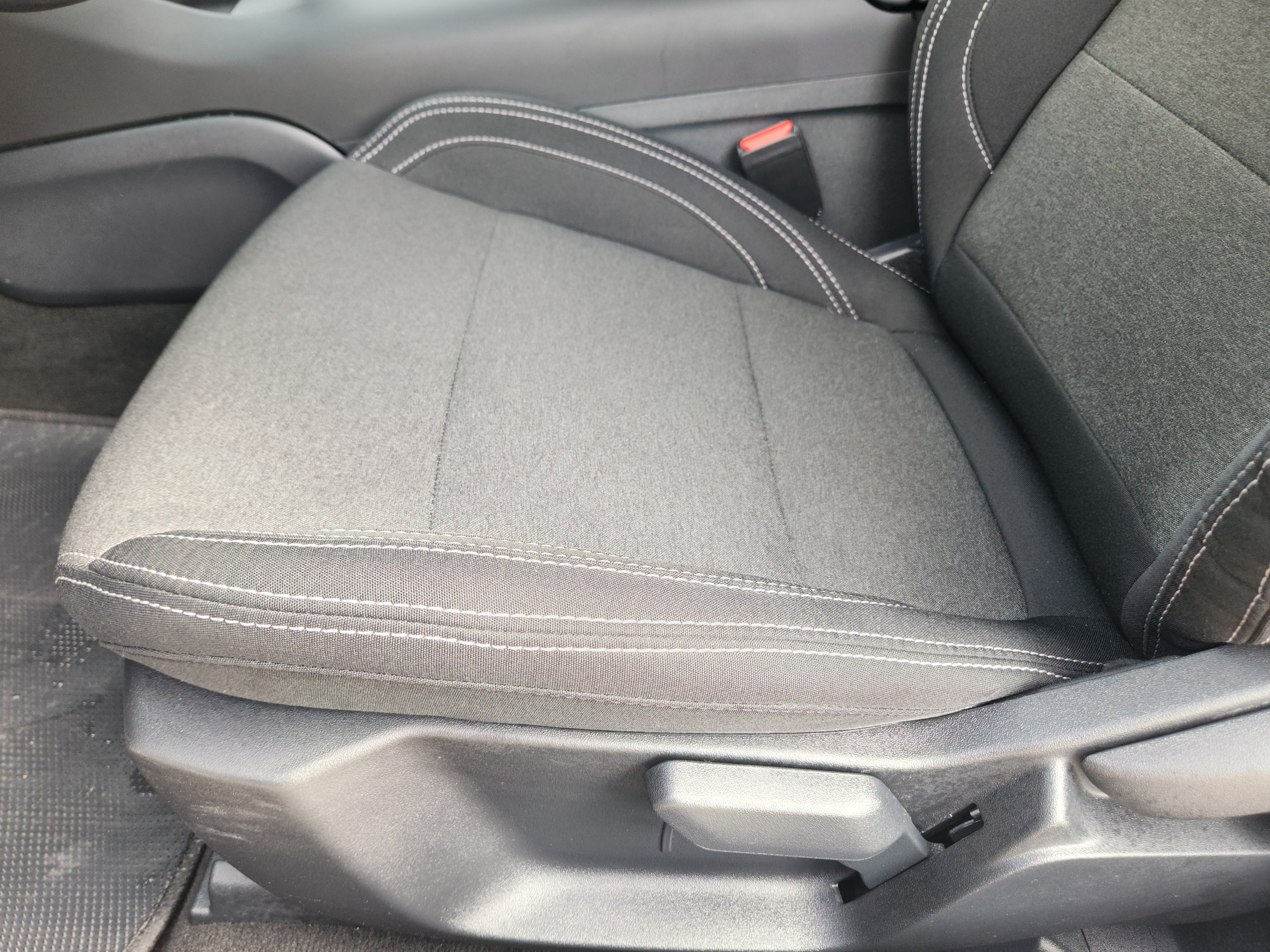 Used 2025 Ford Mustang GT RWD image 18