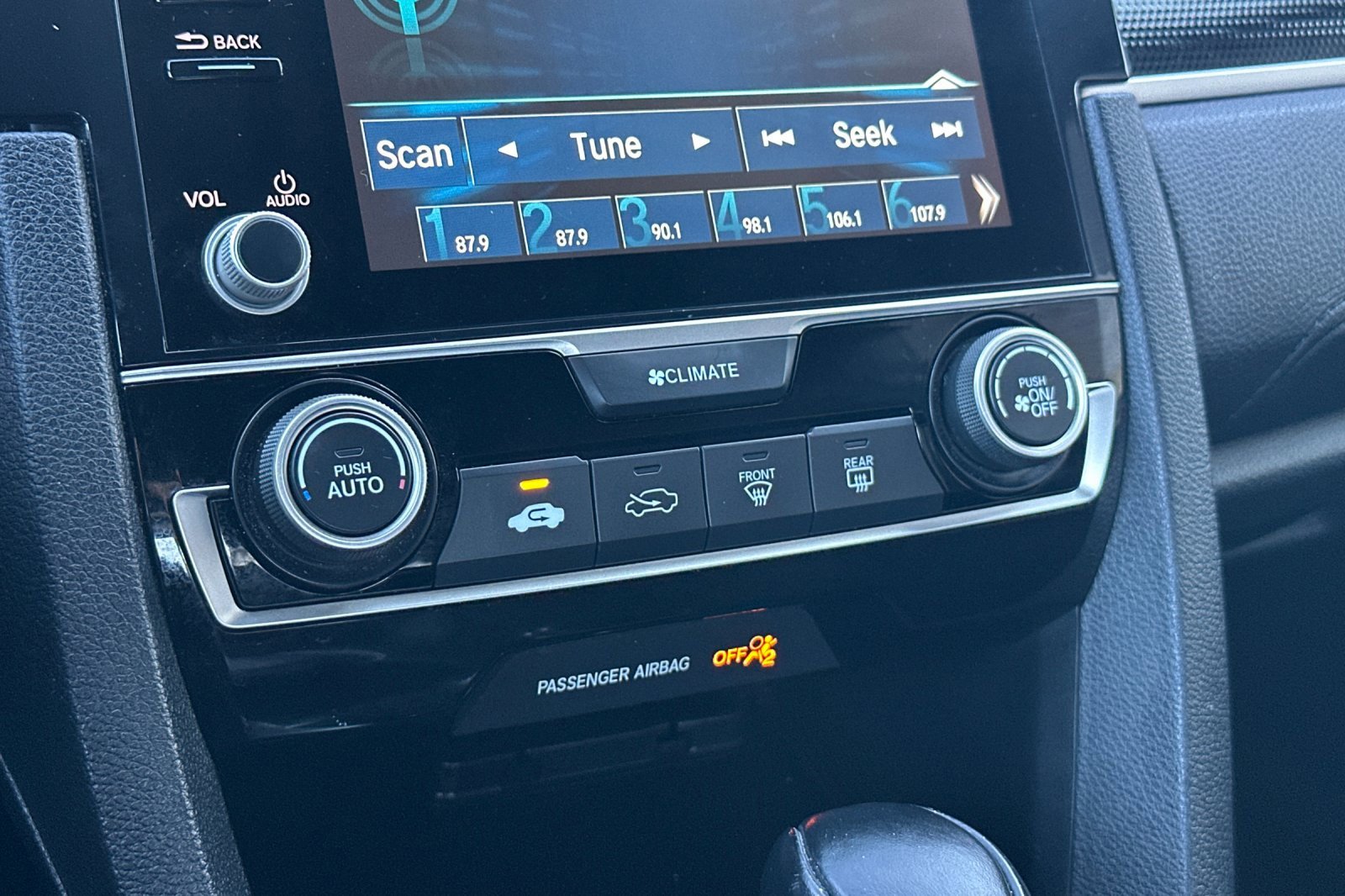 Used 2020 Honda Civic Sport image 19