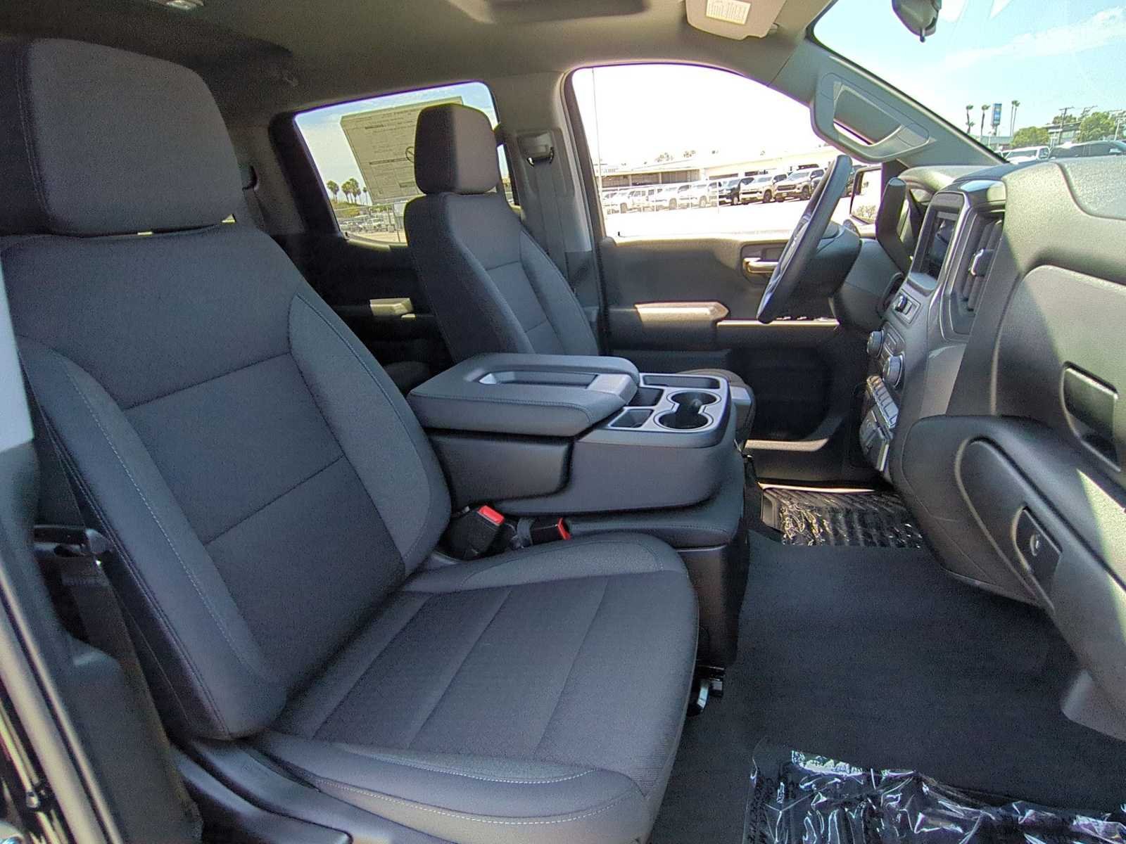 New 2026 Chevrolet Silverado 1500 Custom Trail Boss AWD/4WD image 25
