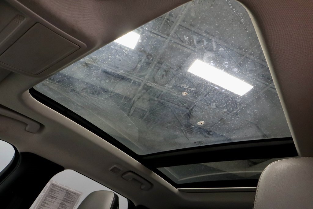 Certified 2023 Ford Escape SE w/ PHEV Premium Package image 35