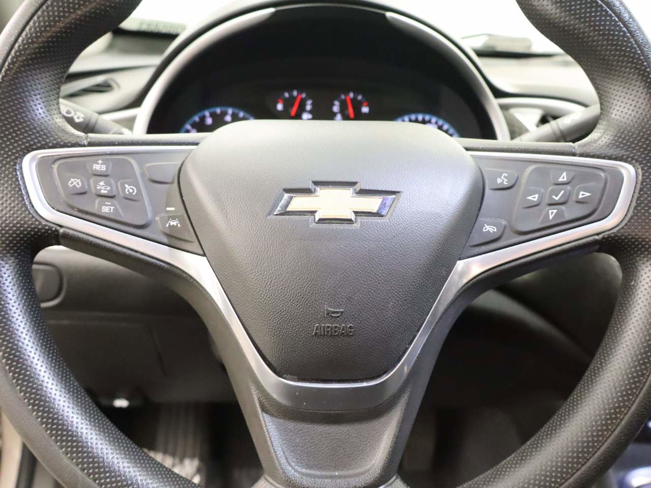 Used 2023 Chevrolet Malibu LT image 12