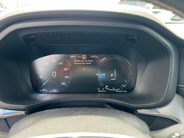Used 2021 Volvo XC60 T8 R-Design w/ Advanced Package AWD/4WD image 20