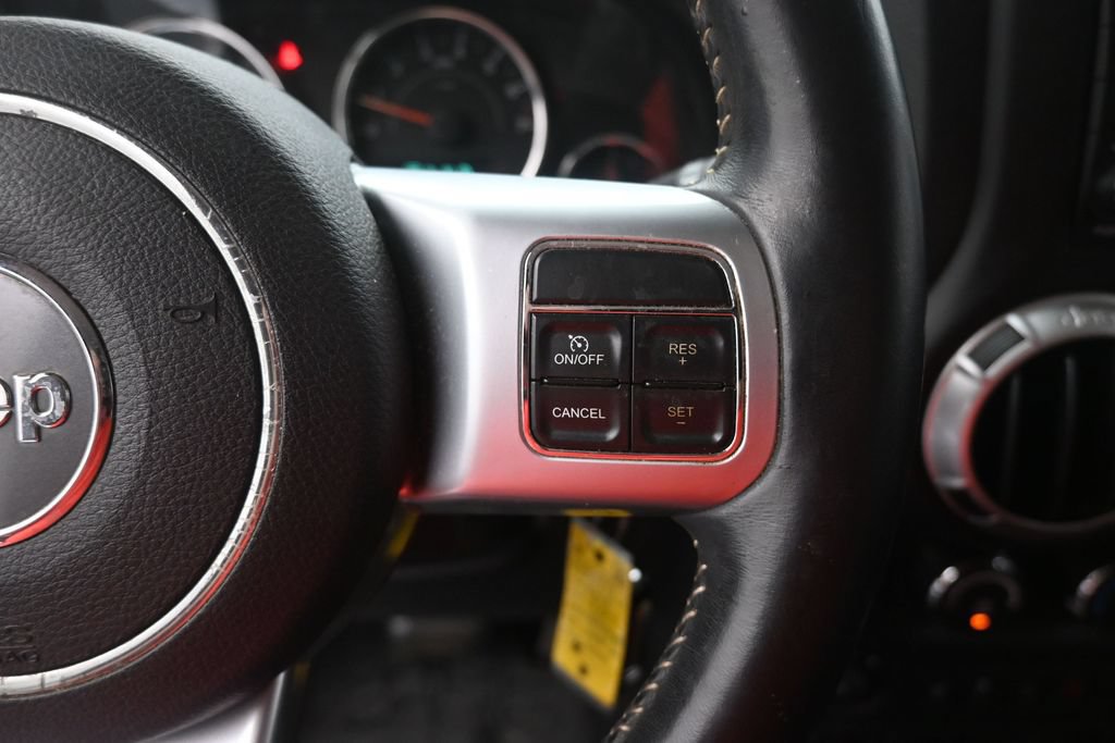 Used 2015 Jeep Wrangler Unlimited Sport AWD/4WD image 27