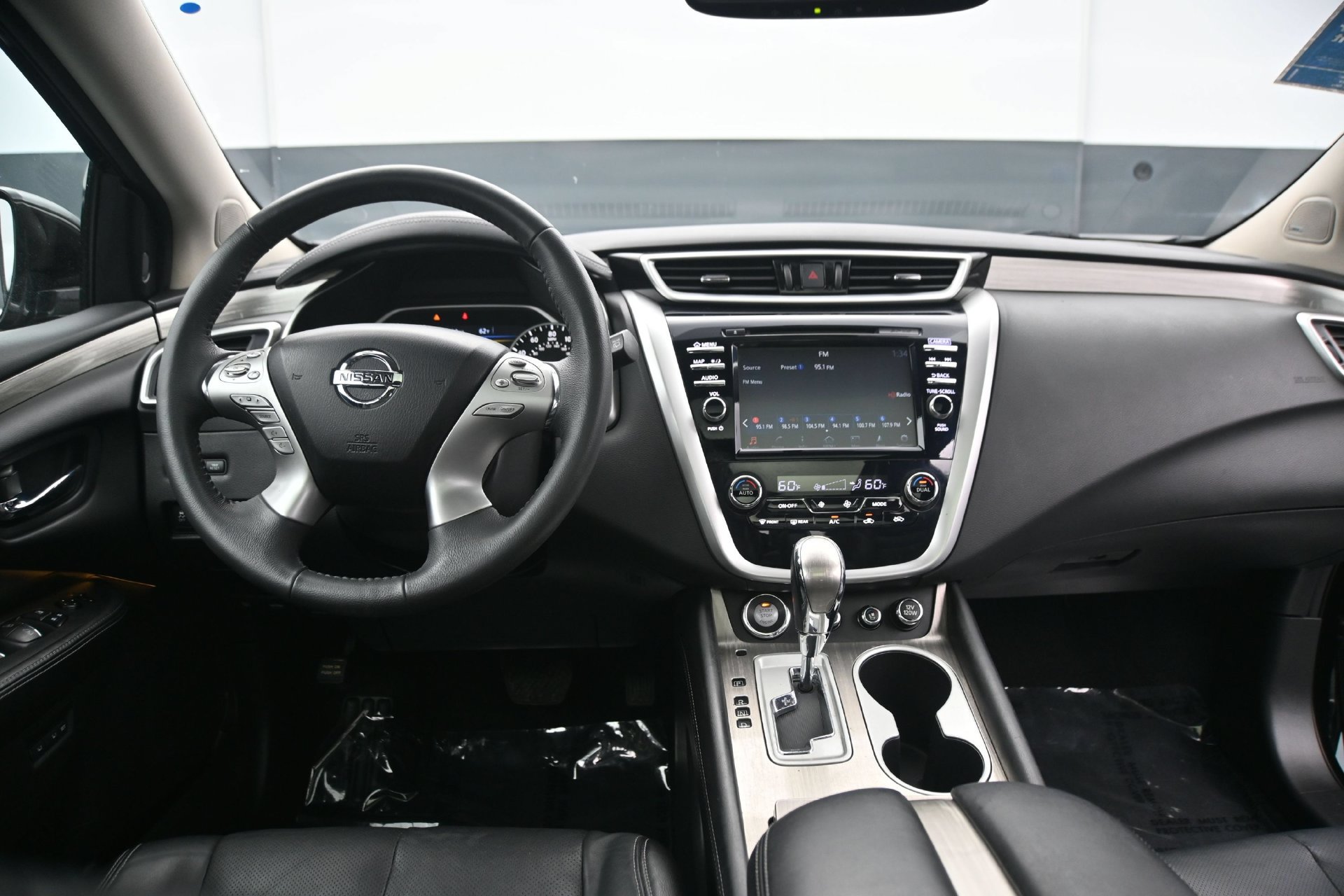 Used 2015 Nissan Murano Platinum w/ Platinum Technology Package AWD/4WD image 18