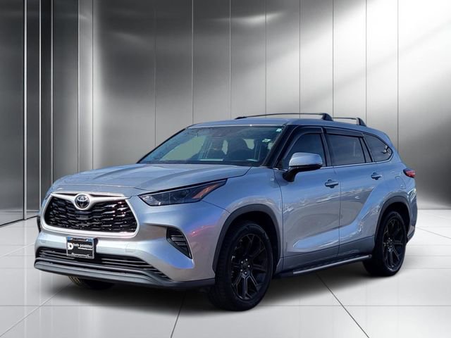 Used 2022 Toyota Highlander L image 22