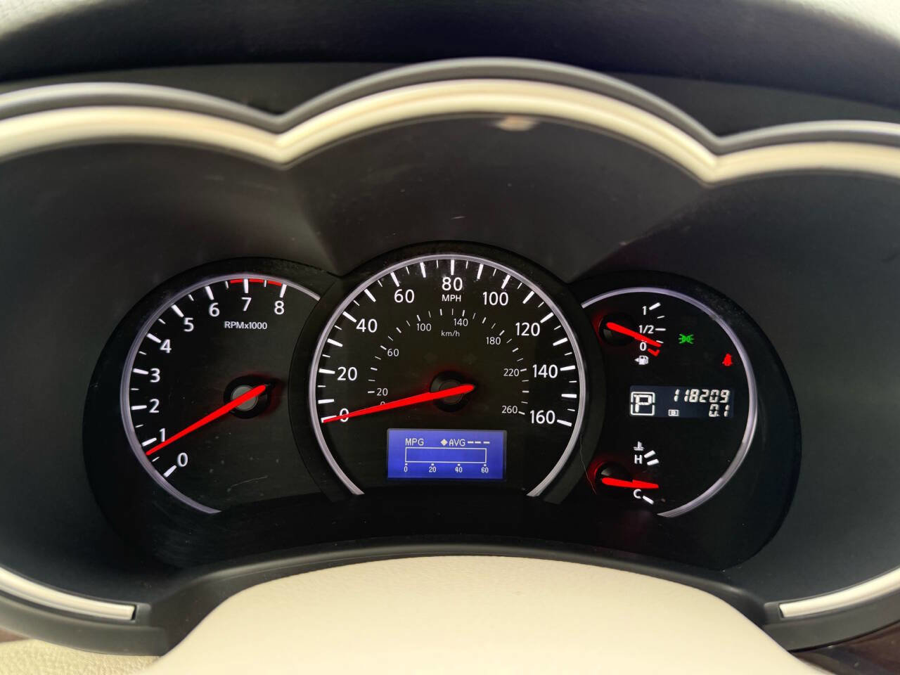 Used 2017 Nissan Quest SV image 25